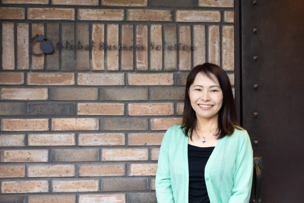 理念を軸にした人事制度の再構築 ～“納得感”と“笑顔”が生まれる評価制度改革～